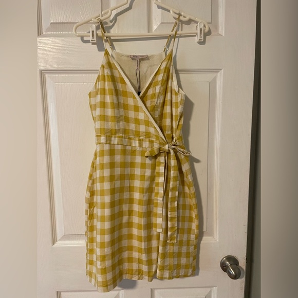 NWT BCBGeneration Gingham Wrap dress - Picture 7 of 9